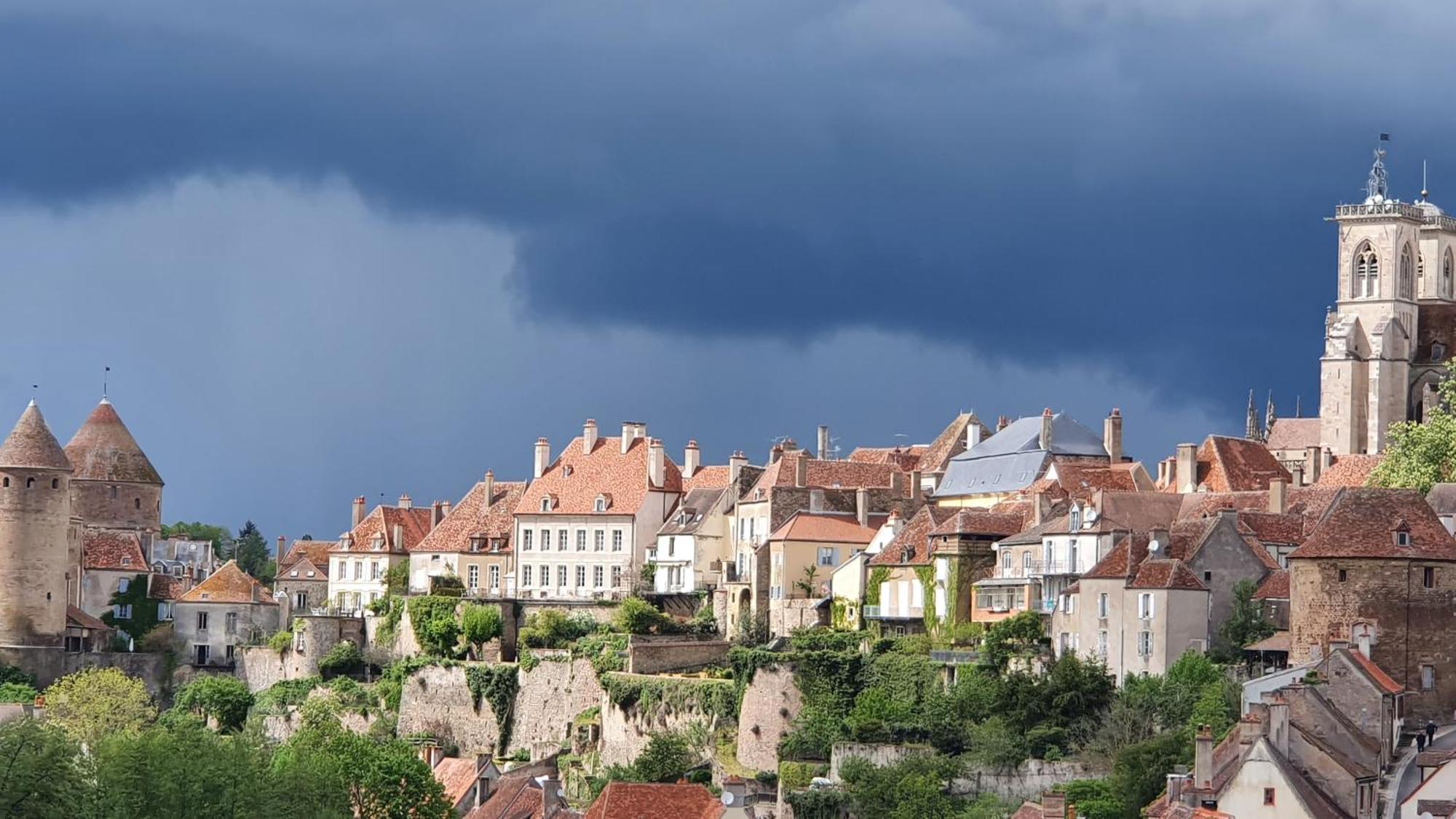 Etape Du Pont Pinard Villa Semur-en-Auxois Ngoại thất bức ảnh